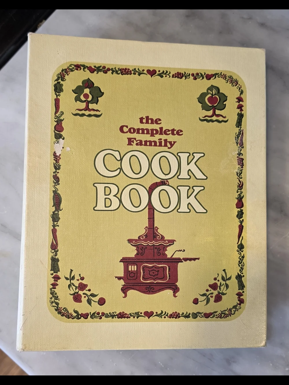 The Complete Family Cook Book - Yellow